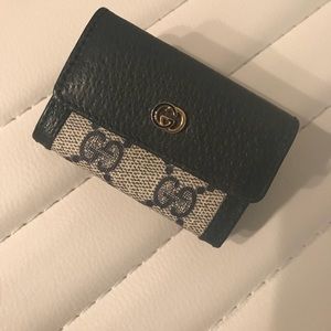 Authentic Gucci small wallet
